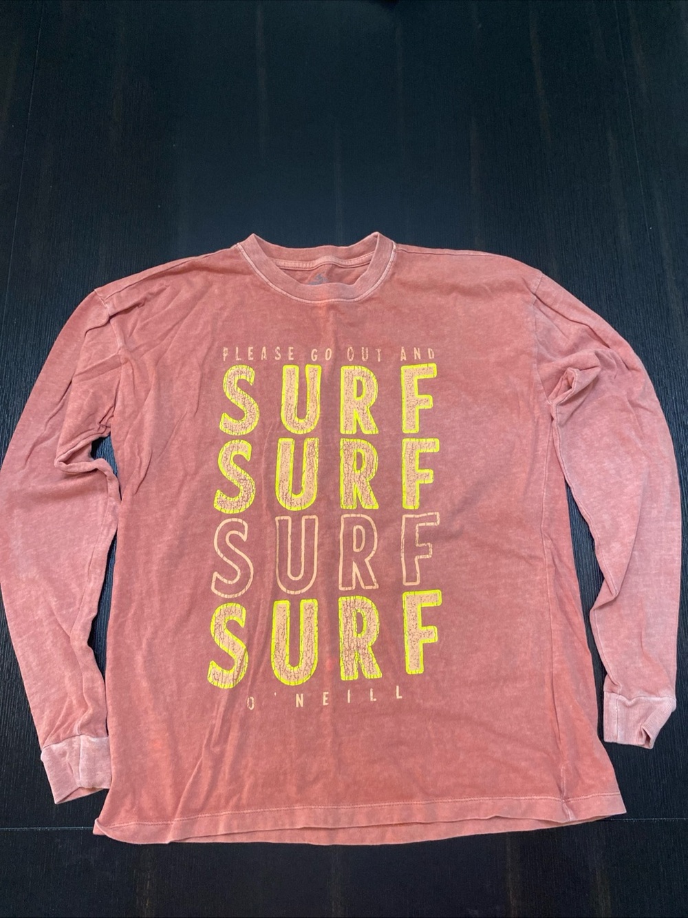 O'Neill Long Sleeve Surf Tee in Dusty Rose with Yellow Graphic